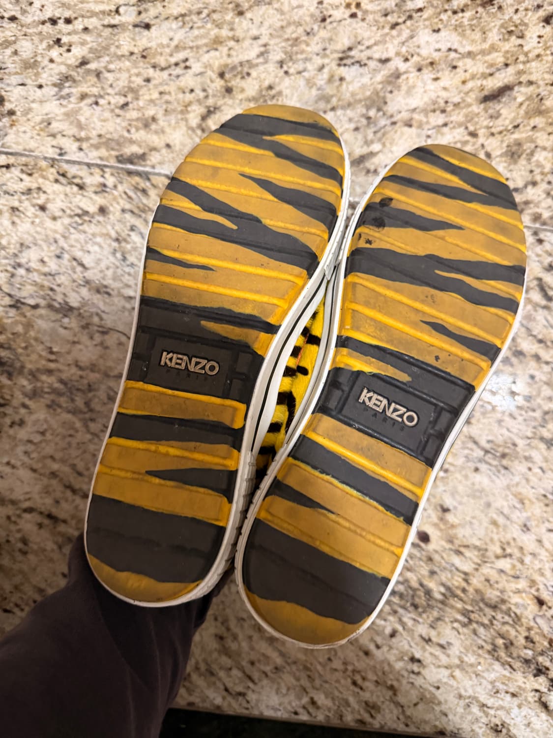 겐조 송치 스니커즈 상품이미지2