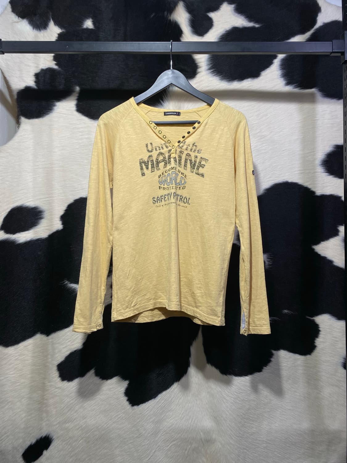 Underwraps 빈티지 레터링 브이넥 롱슬리브 상품이미지2