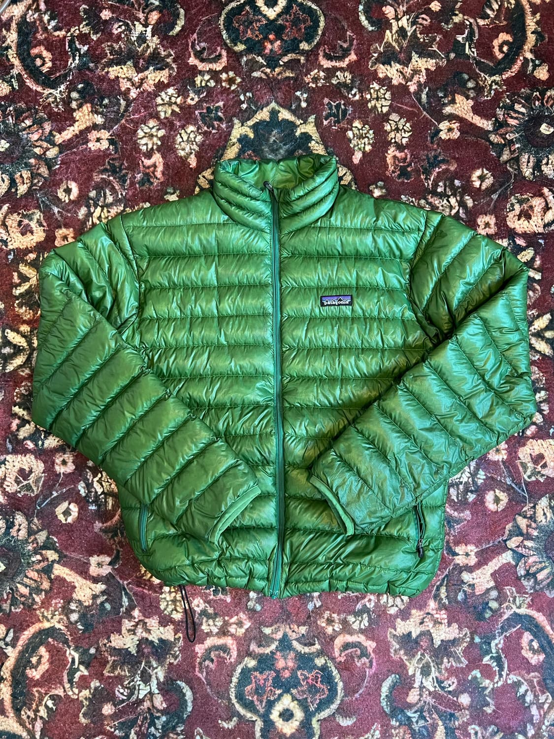 파타고니아 경량패딩 상품이미지1