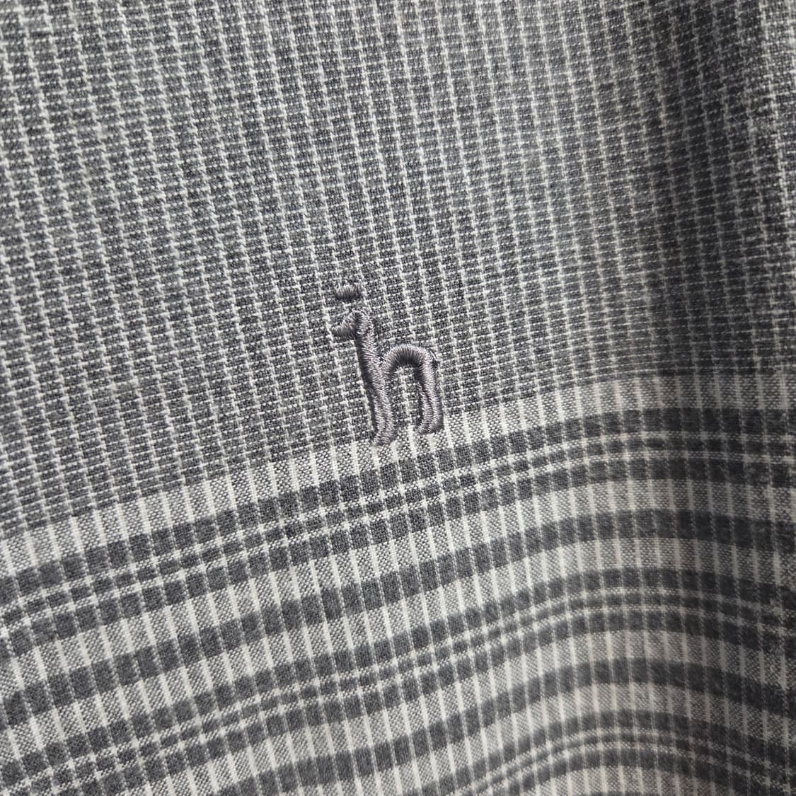 헤지스 그레이 스트라이프 긴팔 셔츠 상품이미지4