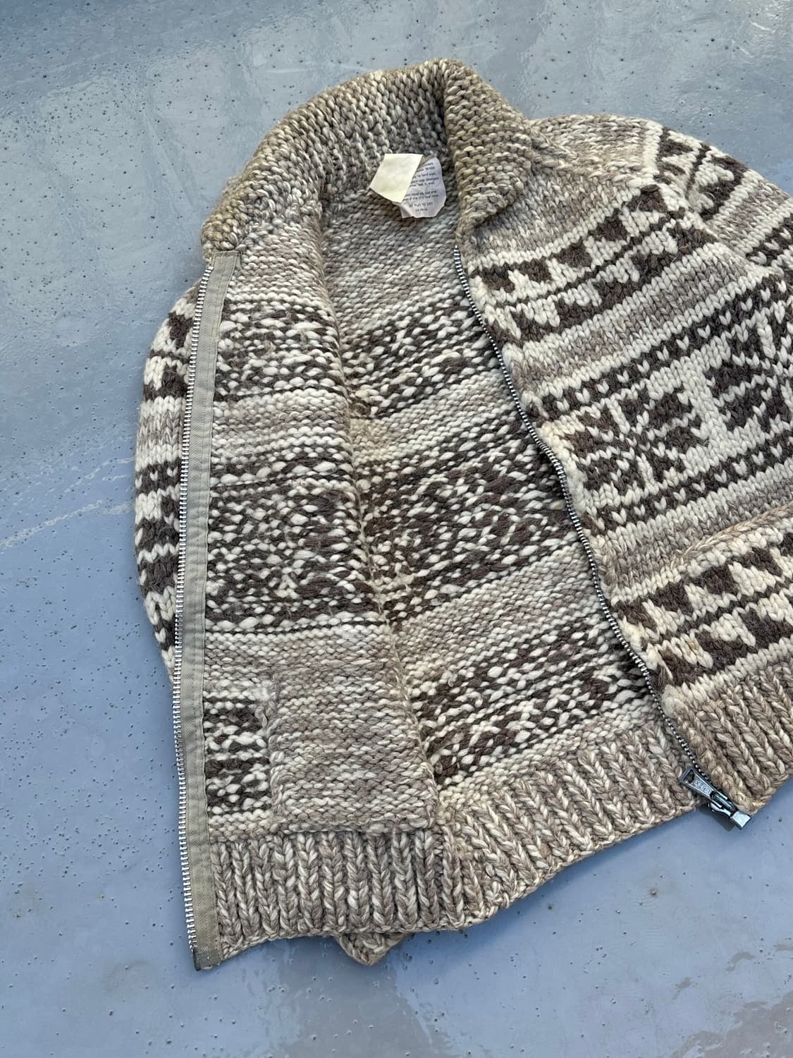 [코위찬] •Vintage Cowichan Wool Sweater 상품이미지5