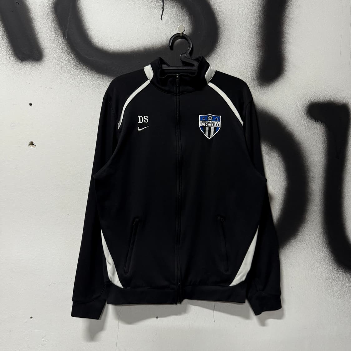 나이키 스몰 스우시 백 자수 디테일 범고래 배색 집업 저지 져지 상품이미지1