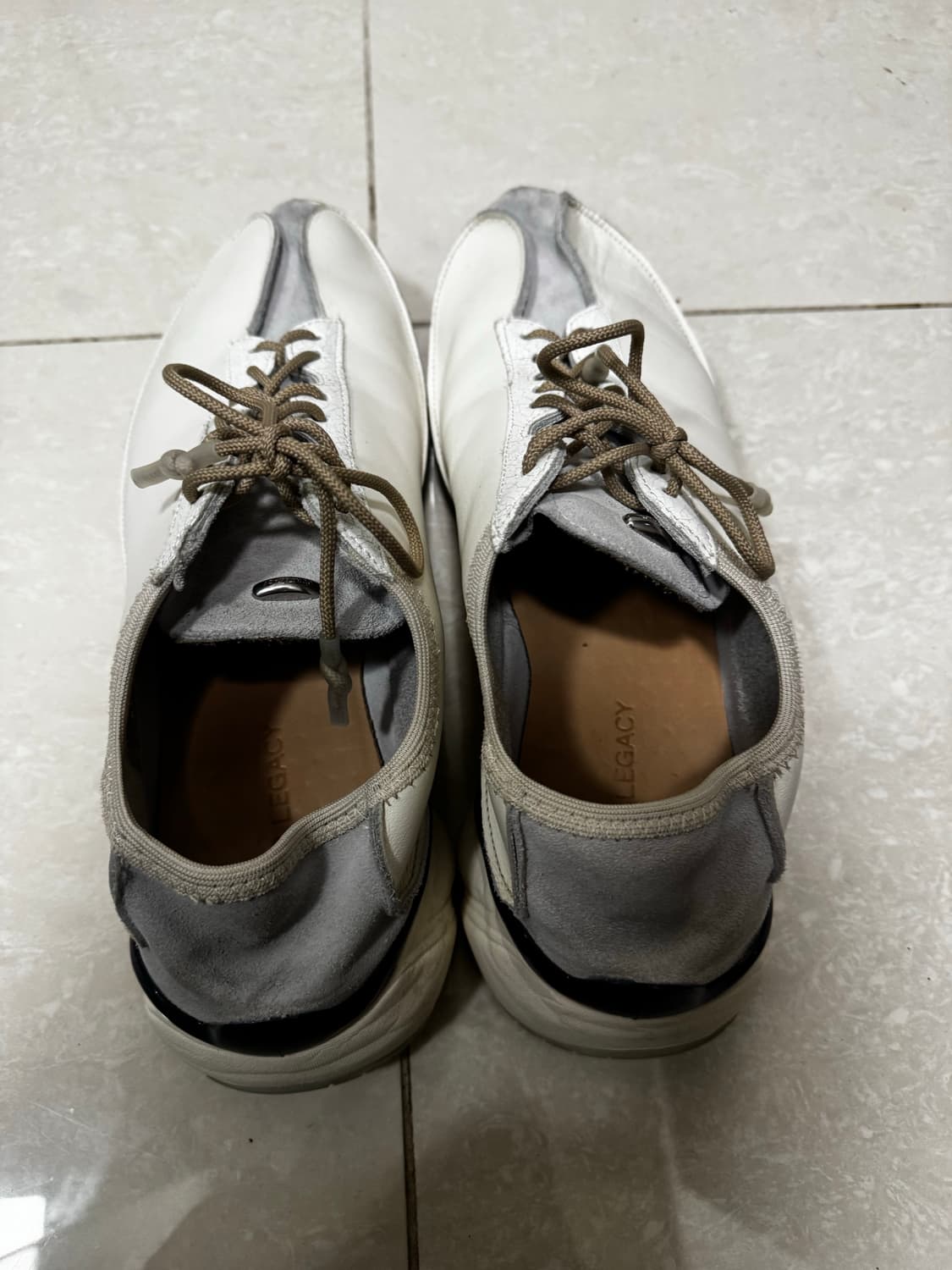 아워레가시 클로브 화이트/회색 가죽 운동화 41 상품이미지2