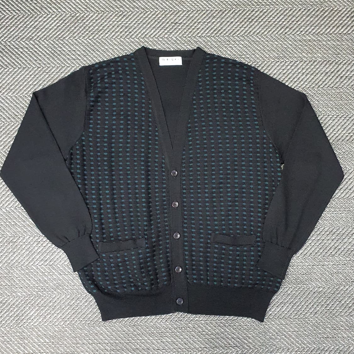 모라도 간절기 브이넥 니트 가디건 남자105 상품이미지1