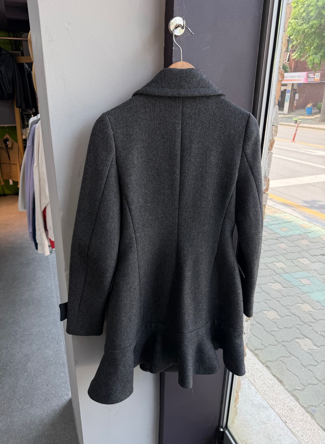 44/ 프라다 2009FW 런웨이 셔링 울코트 상품이미지6