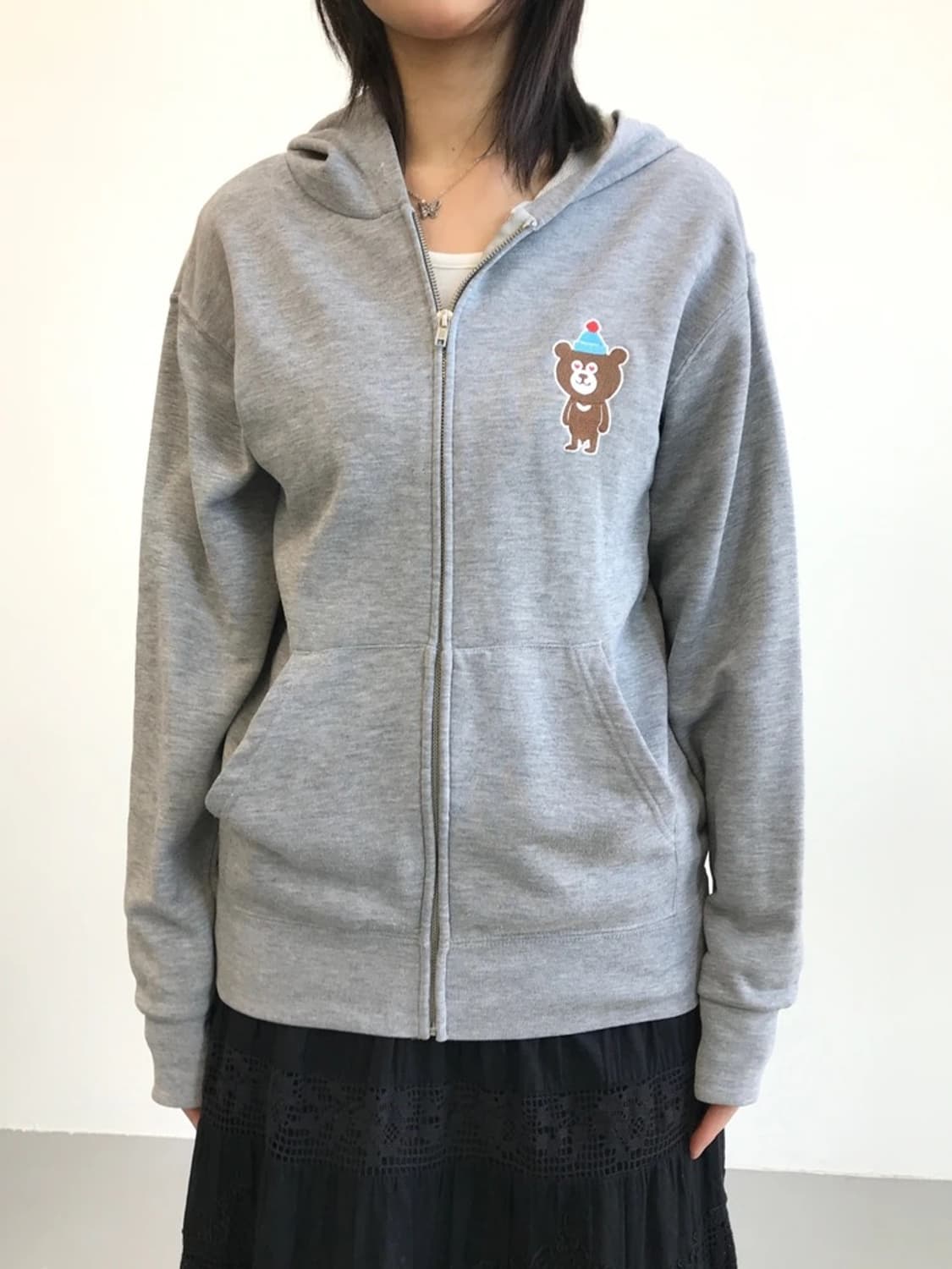 BEAMS Bear Patch Zip Hoodie 상품이미지2