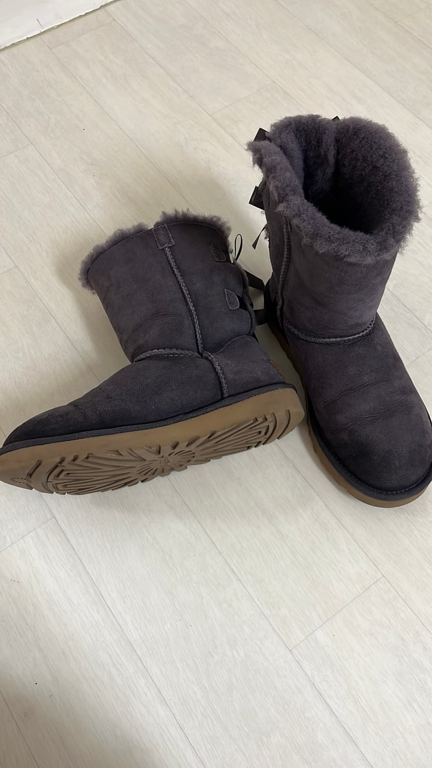 퍼플 어그 230 정품  상품이미지3