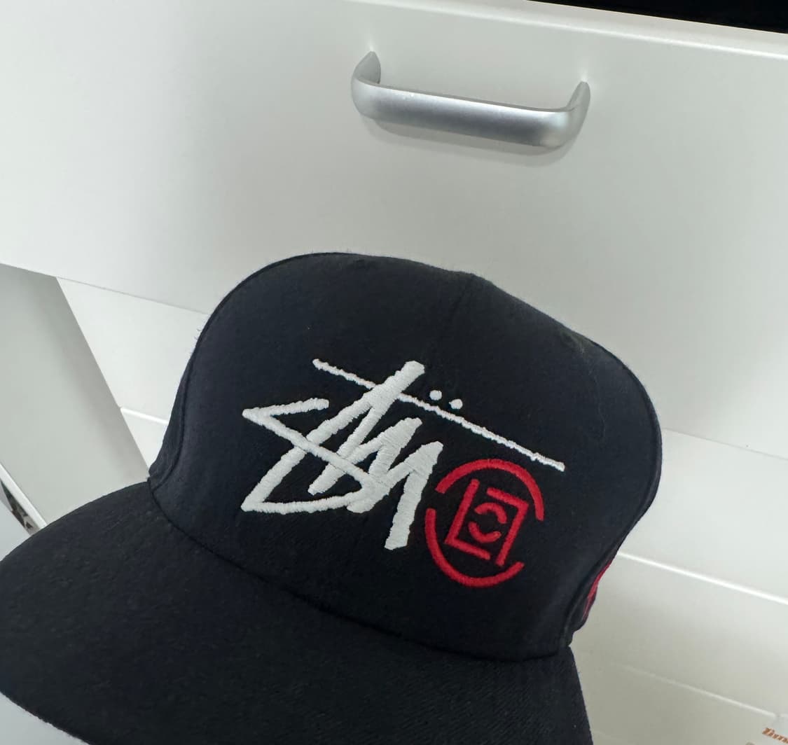 스투시 빈티지 스냅백 상품이미지1