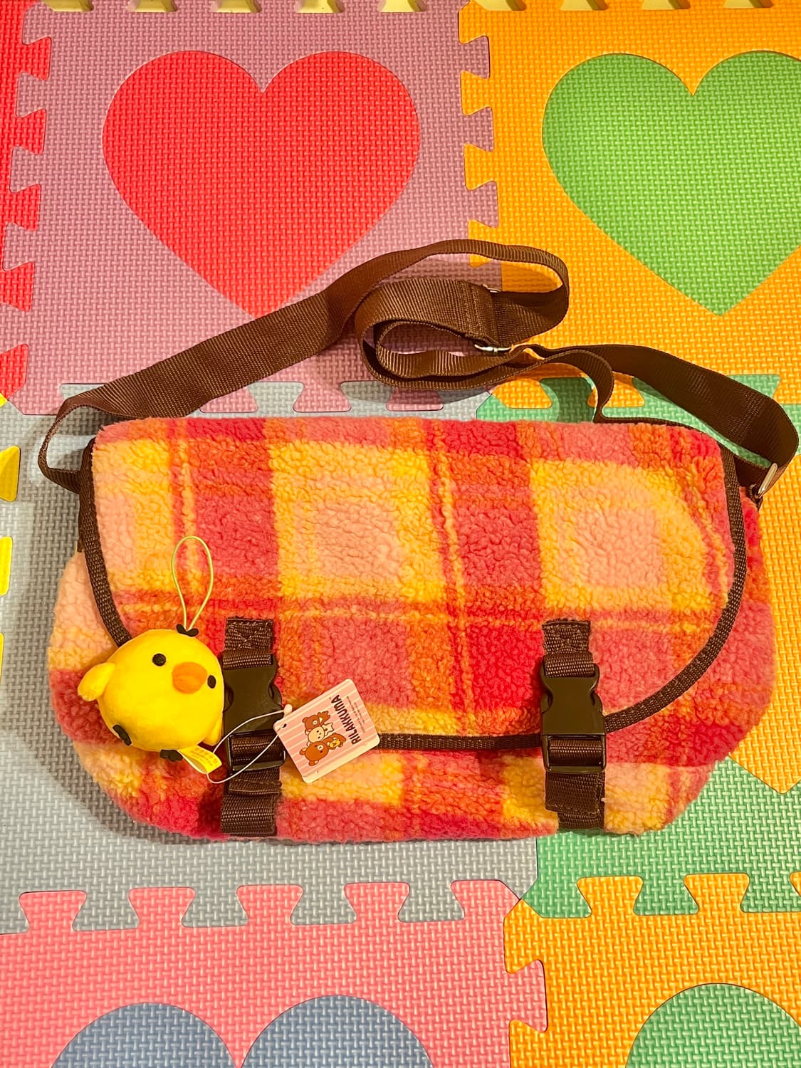 핑크옐로우 체크 뽀글이 메신저백 🐥 상품이미지9