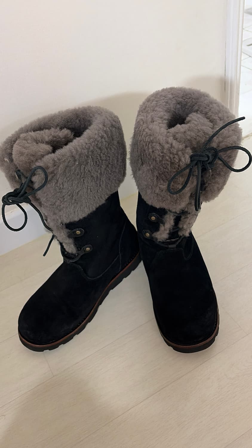 어그 레이스업 부츠 230 정품  상품이미지8