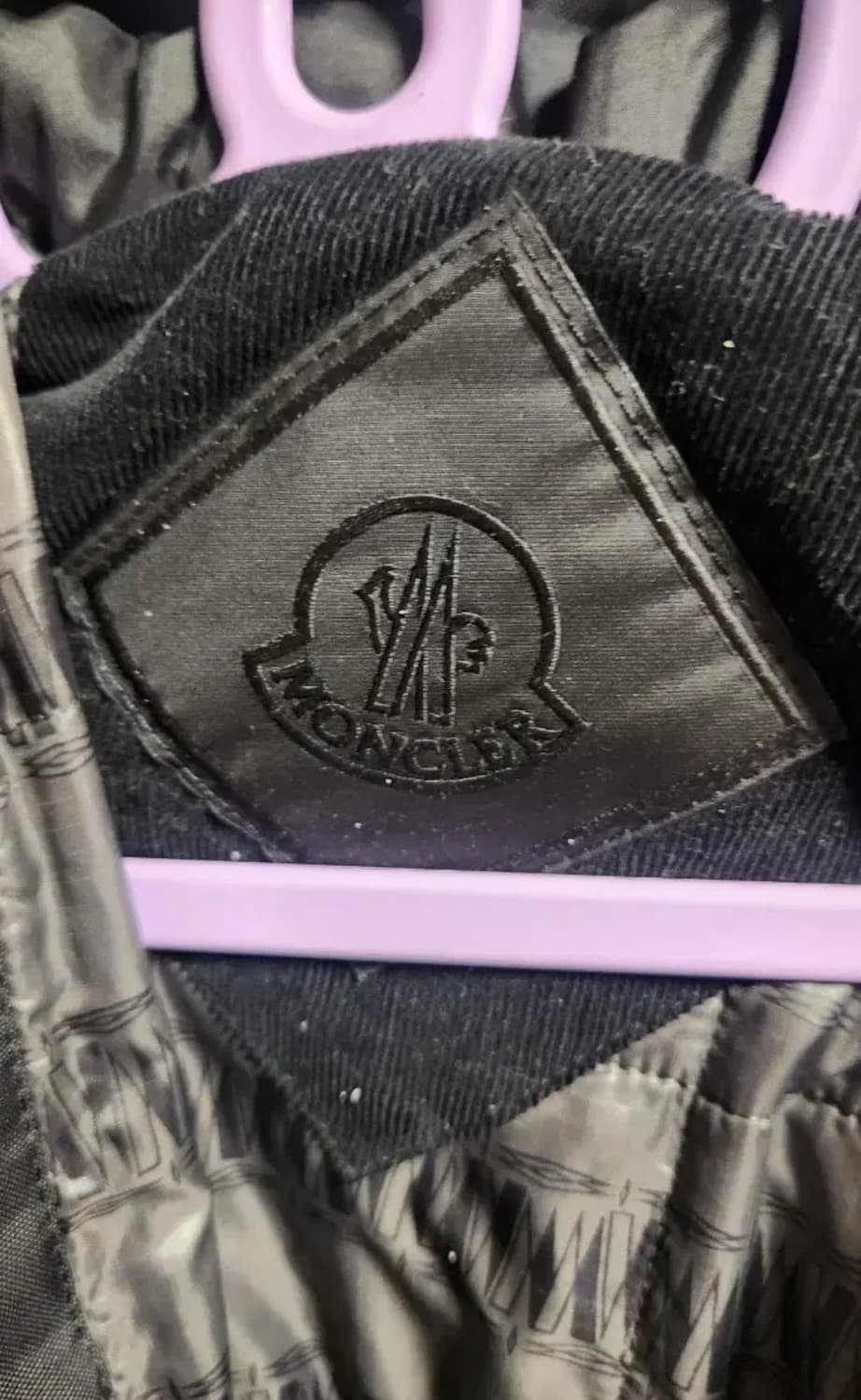 백화점판 몽클레어 텐잠 패딩 2사이즈 100~105 상품이미지4