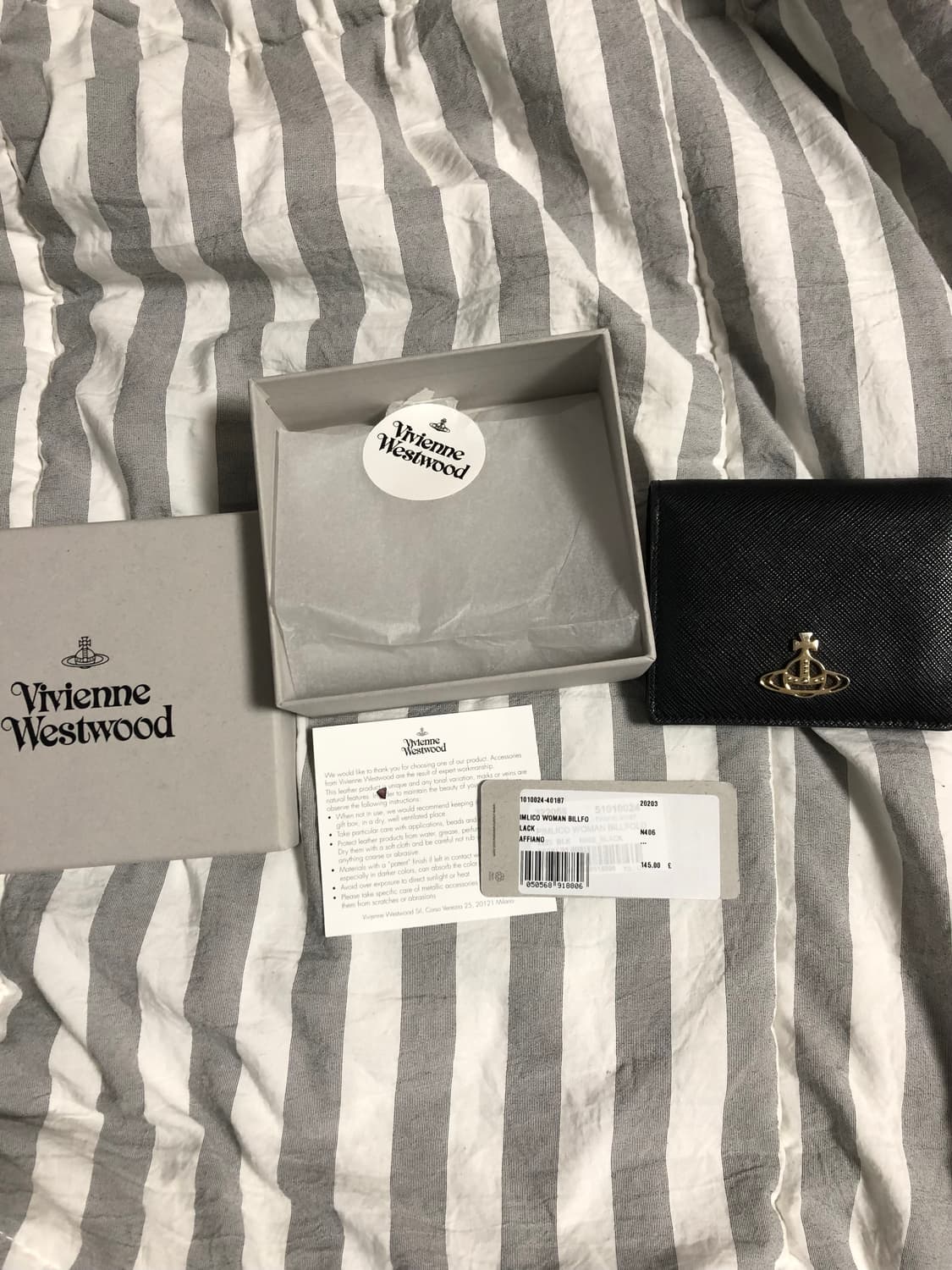 비비안웨스트우드 반지갑 상품이미지2