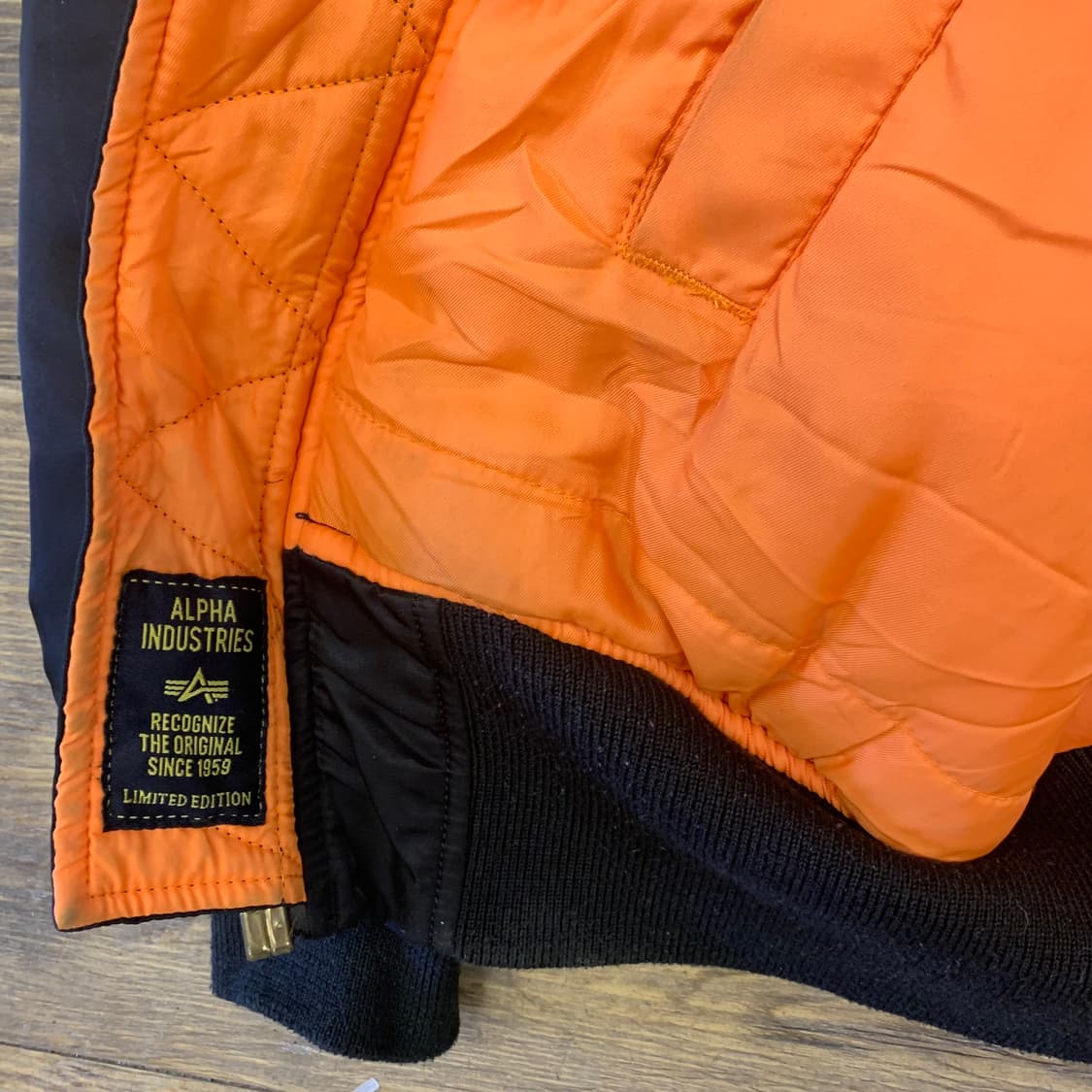 알파 인더스트리 MA-1 M 상품이미지4