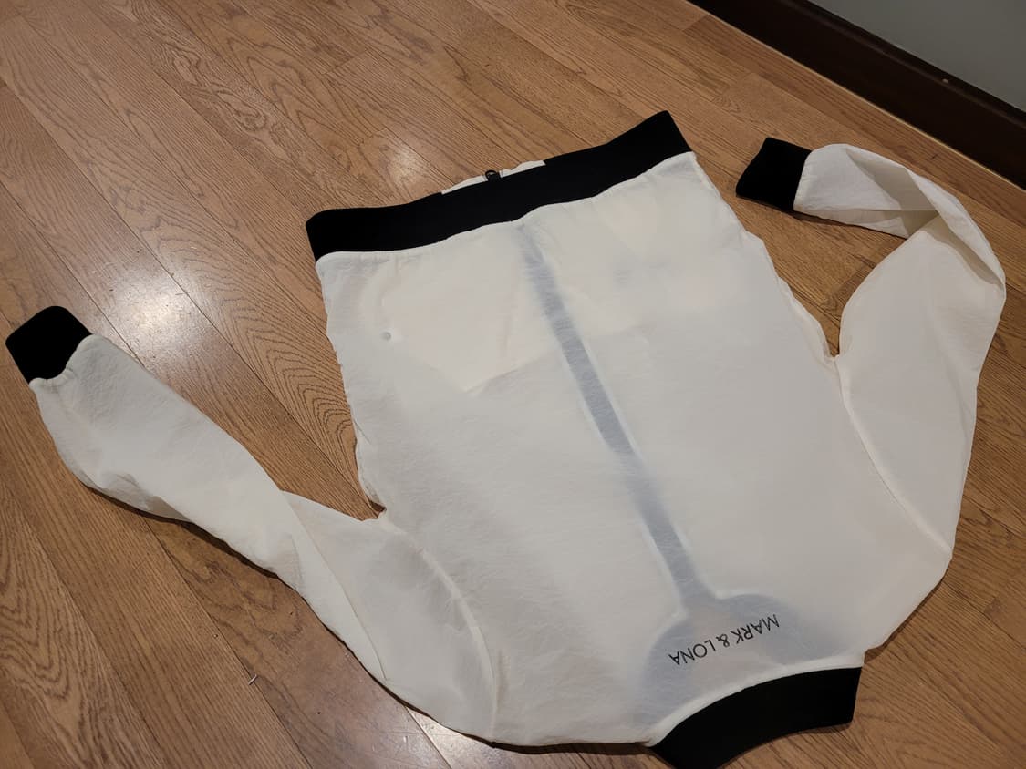 마크앤로나 시어커스 바람막이 M 상품이미지4