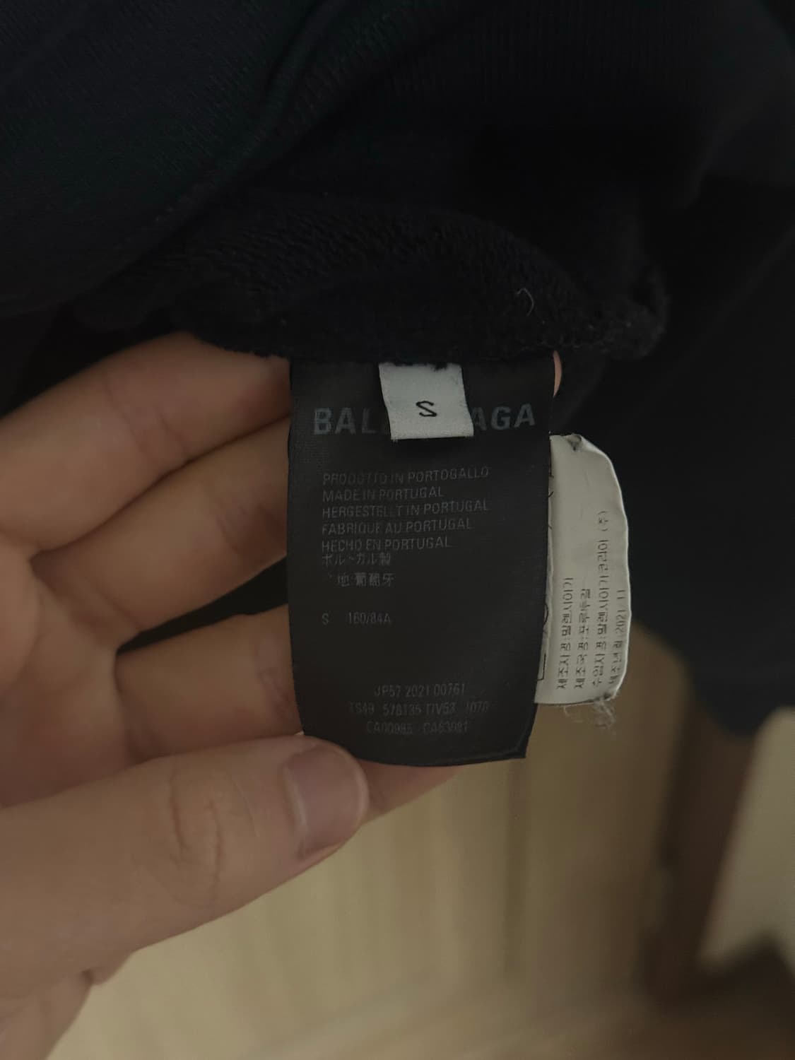 발렌시아가 웨이브로고 오버핏 후드 블랙 상품이미지9