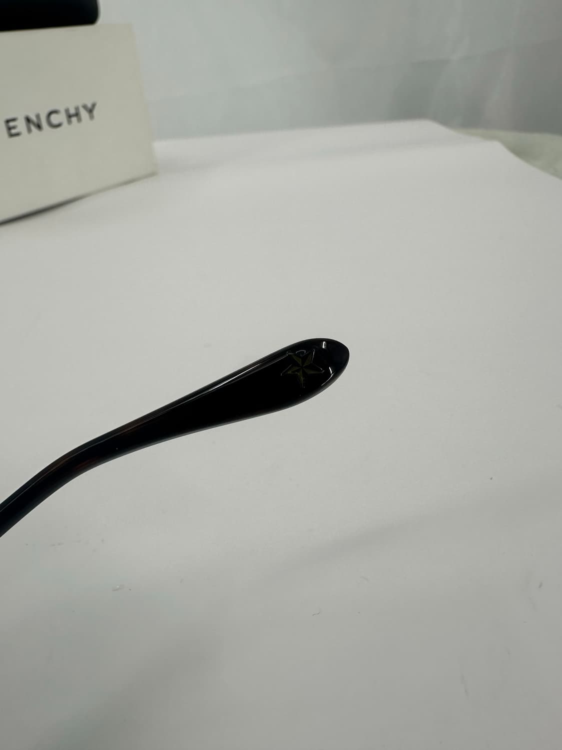 [새상품 무료배송] 정품 지방시 Made in Italy 선글라스 상품이미지8