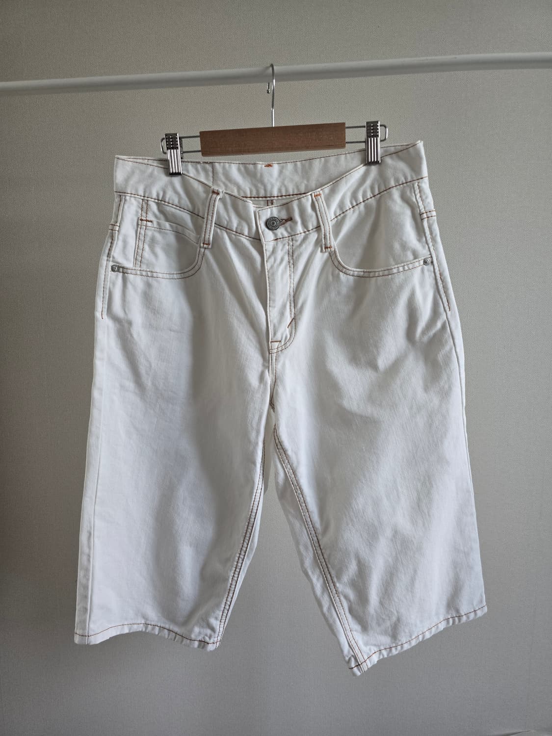 EDWIN EXCLUSIVE VINTAGE 화이트 데님 반바지] 상품이미지1