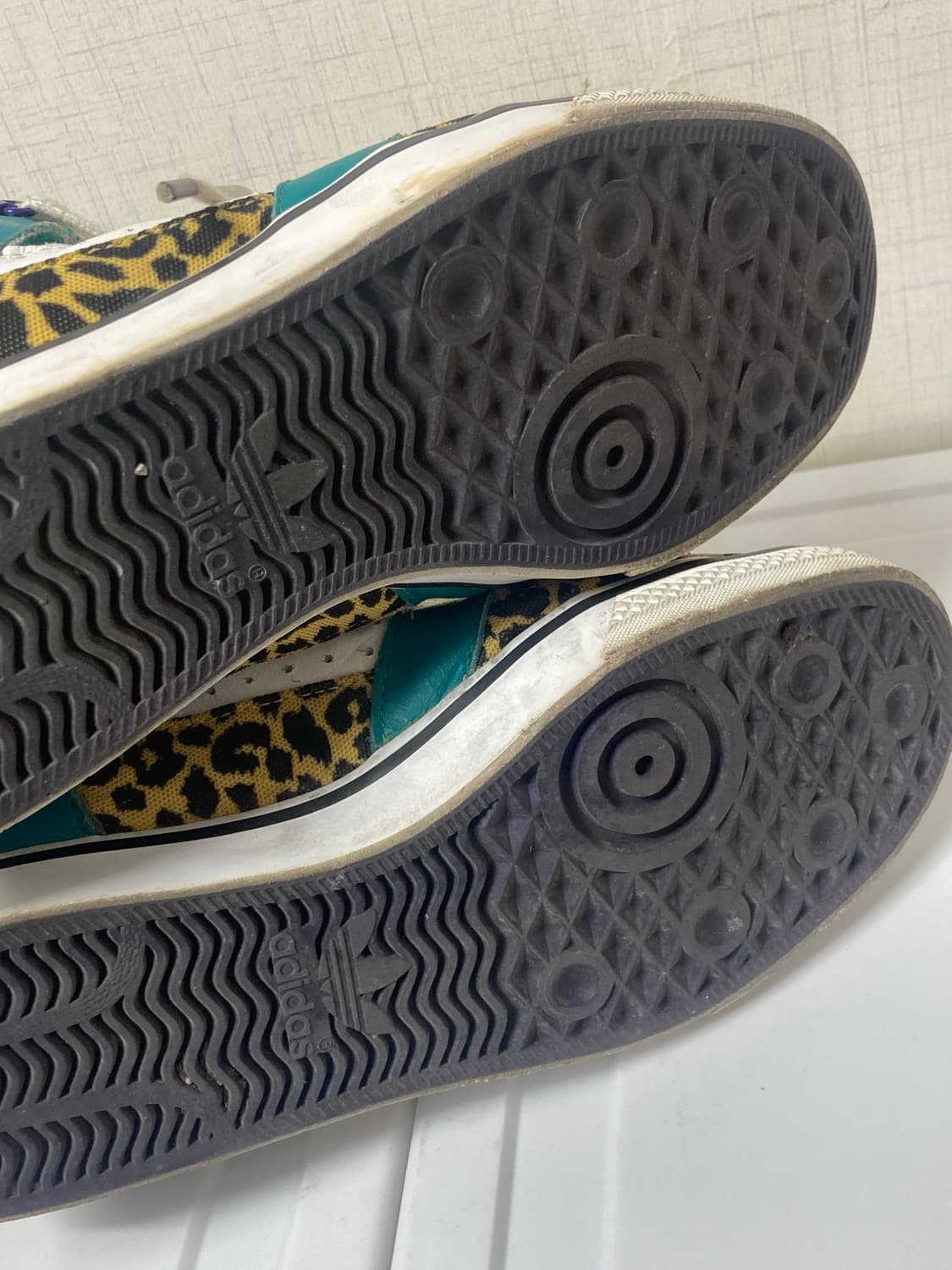 아디다스 제레미스캇 본즈 스니커즈 255 상품이미지5