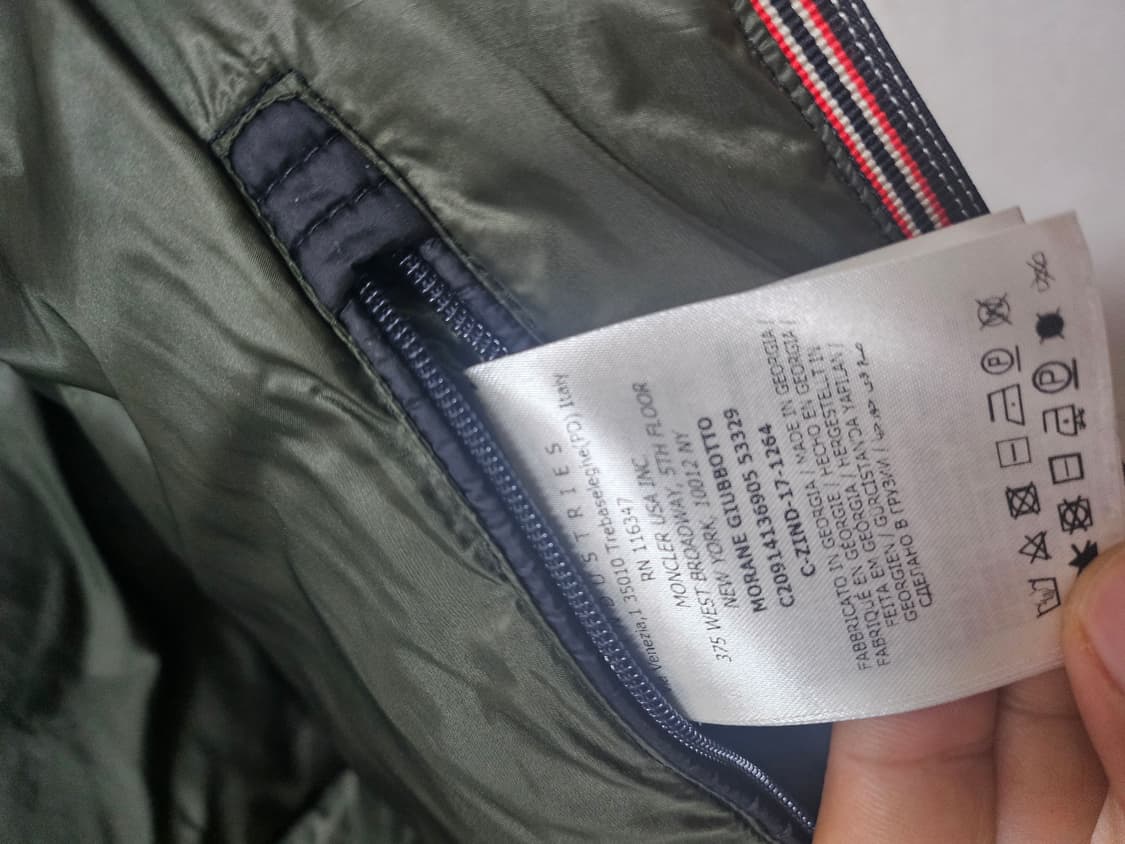 몽클레어 숏 패딩 2사이즈(95-100) 상품이미지9