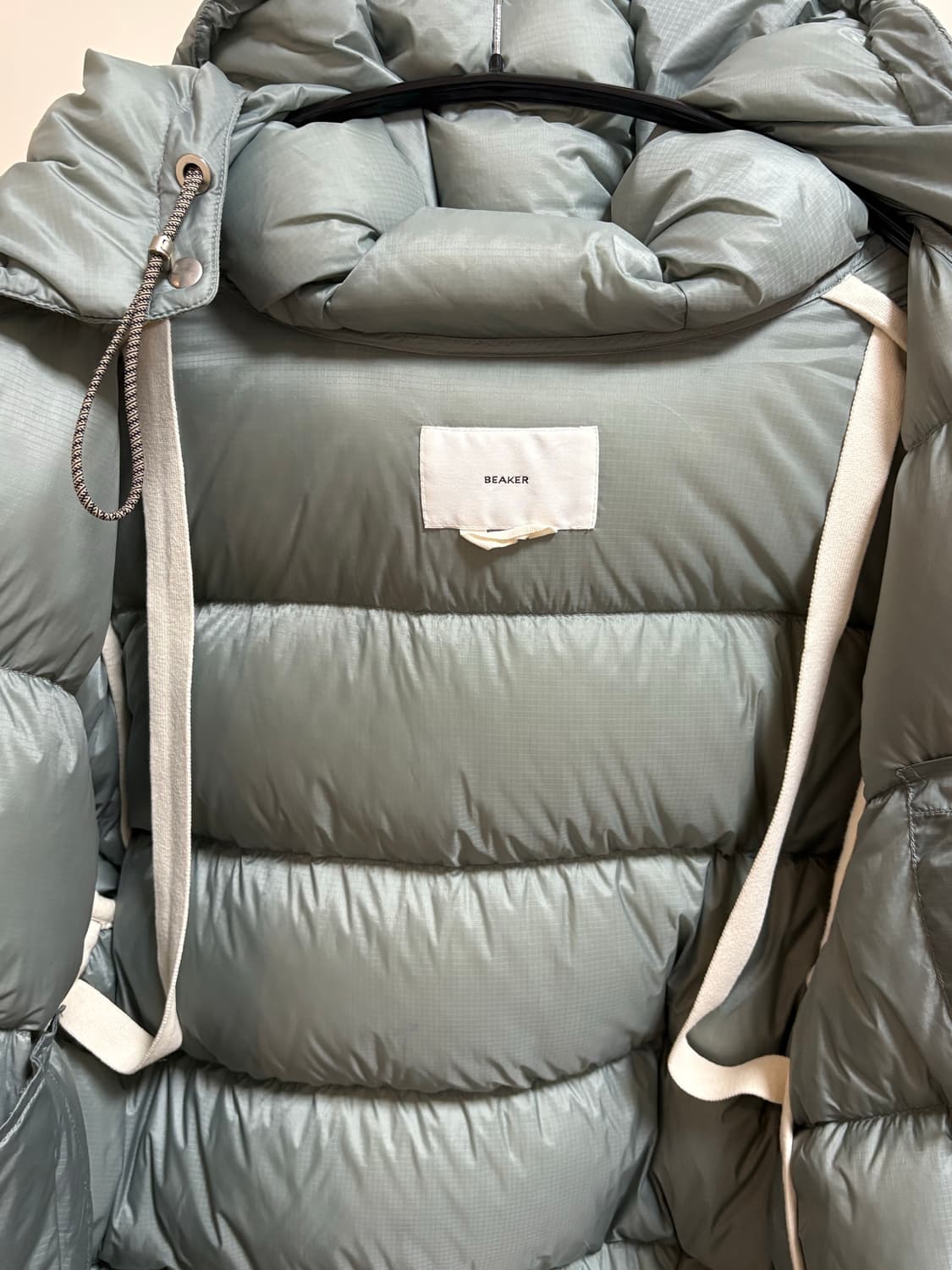 비이커 패딩 000 상품이미지2