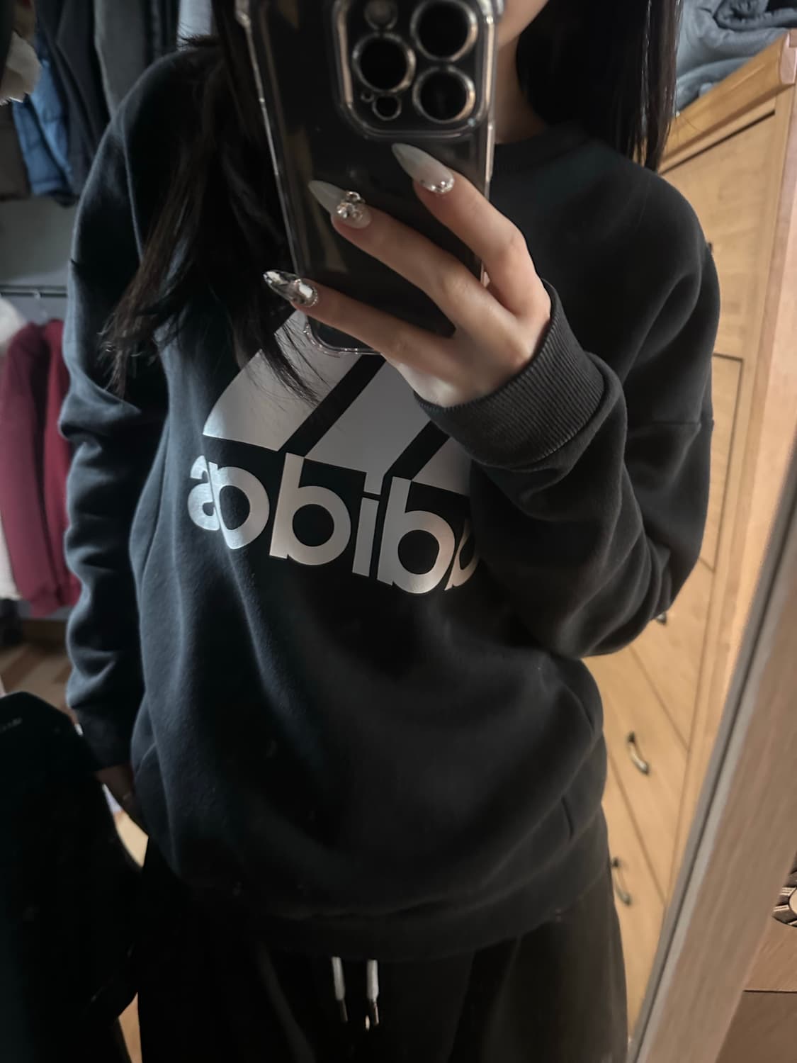 아디다스맨투맨 팝니다 상품이미지1