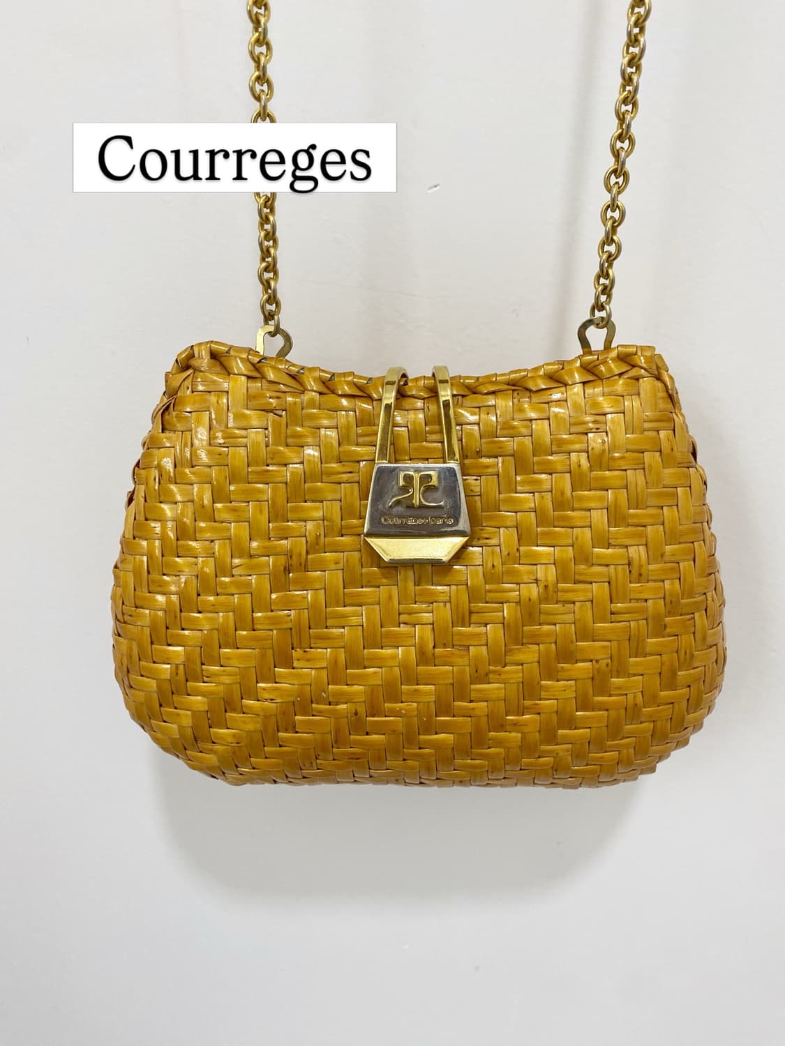 Courreges 라탄 크로스백 상품이미지1