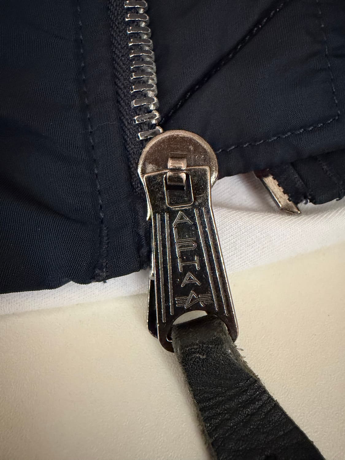 알파인더스트리 Ma-1 네이비 m 사이즈 상품이미지3