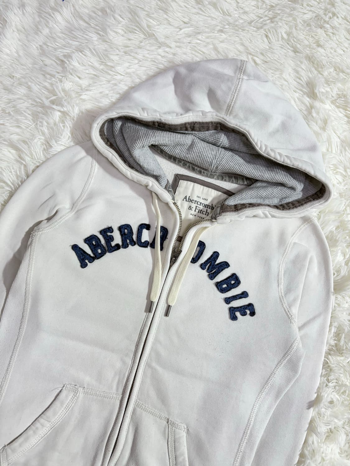 아베크롬비 화이트 딱붙핏 후드집업  상품이미지4