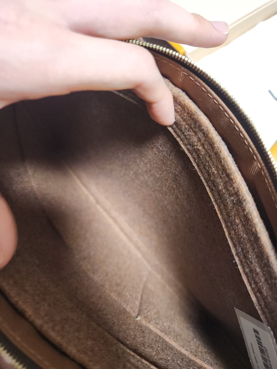 [새상품급]루이비통 에튀보야주 MM 클러치 브라운 상품이미지6