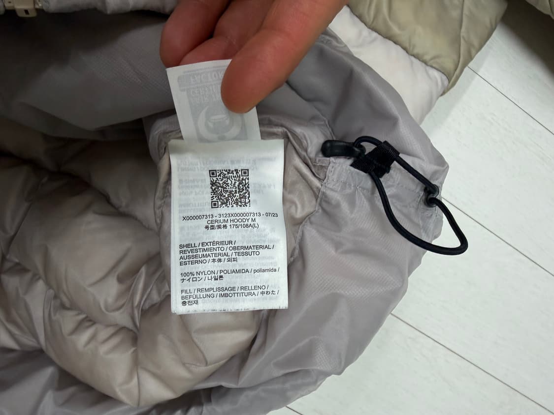 아크테릭스 세륨 후디 L 사이즈  상태 9.8/10 하자 일체 없이 깨끗 상품이미지4