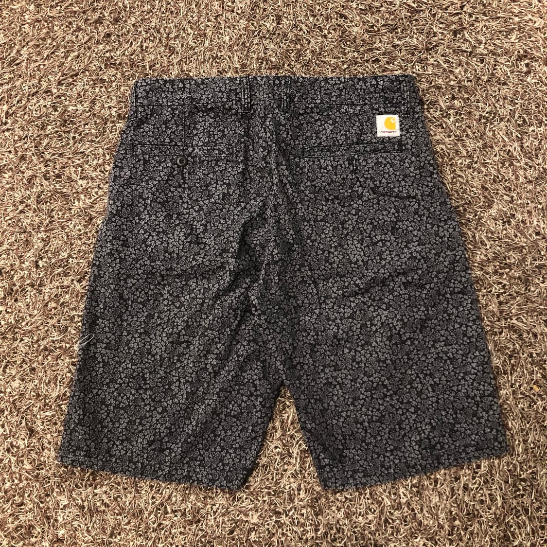 32 칼하트 존슨 프린팅 패턴 반바지 상품이미지3