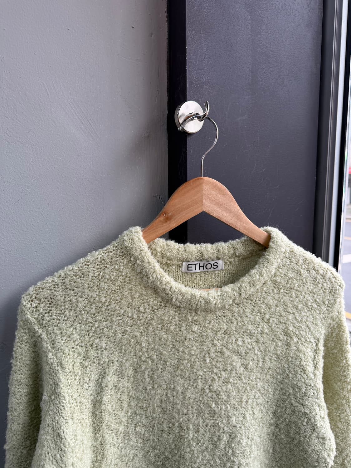 에토스 라운드 부클 니트 상품이미지4