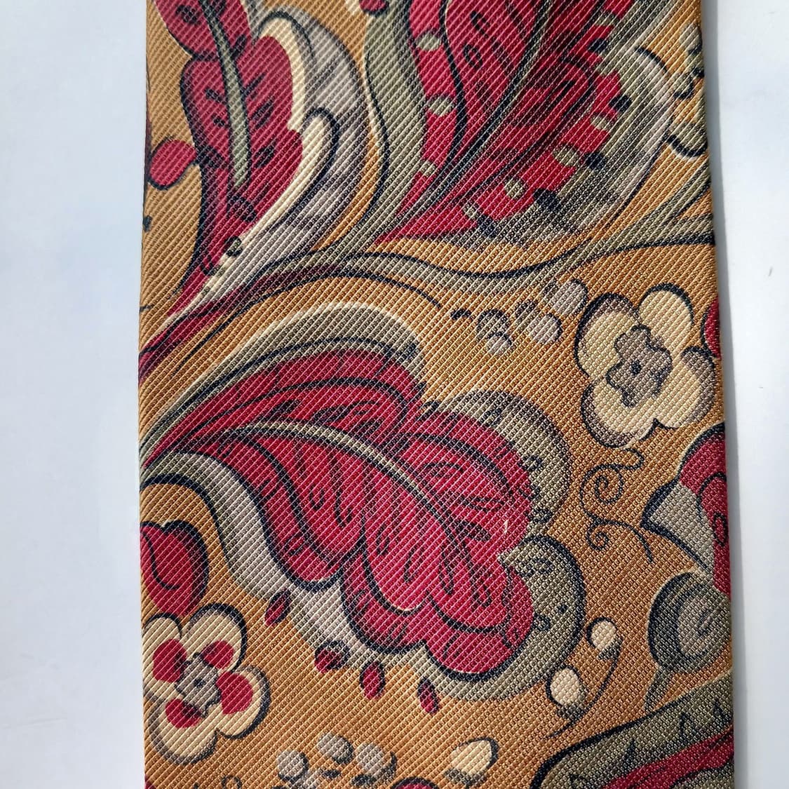 롱샴 실크 브라운 페이즐리 패턴 넥타이 9.2cm A+등급 E768
 상품이미지6