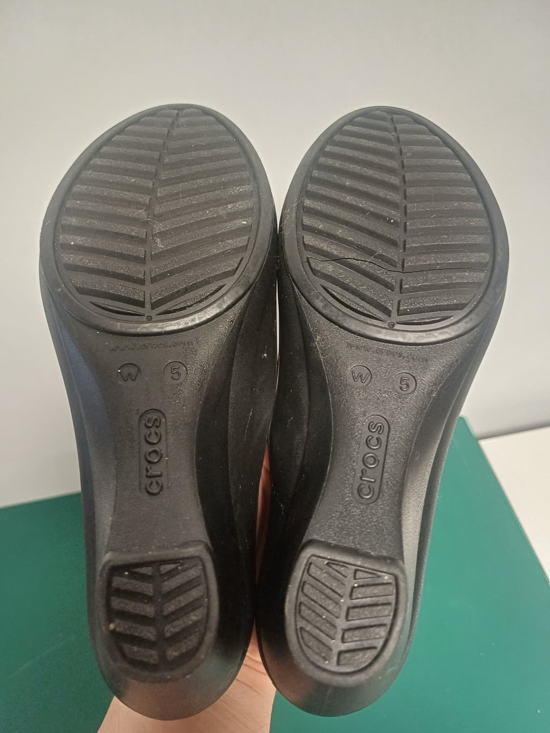 [W5] 크록스 리나 웨지 힐 펌프스 블랙 (220mm) 상품이미지4