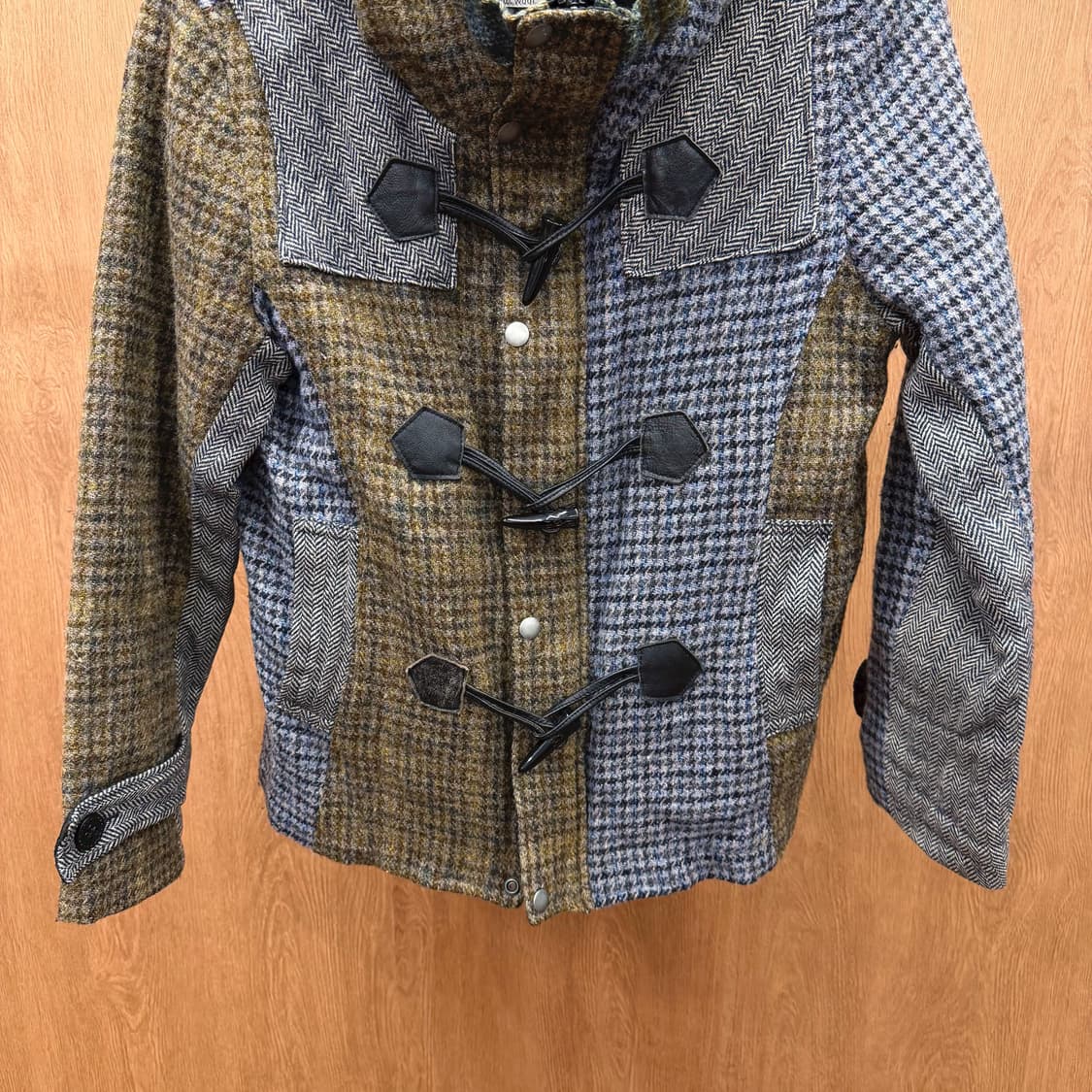 해리스 트위드 울 더플 코트 패치워크 퀄팅 안감 후드 디테일 블루 카키 상품이미지5