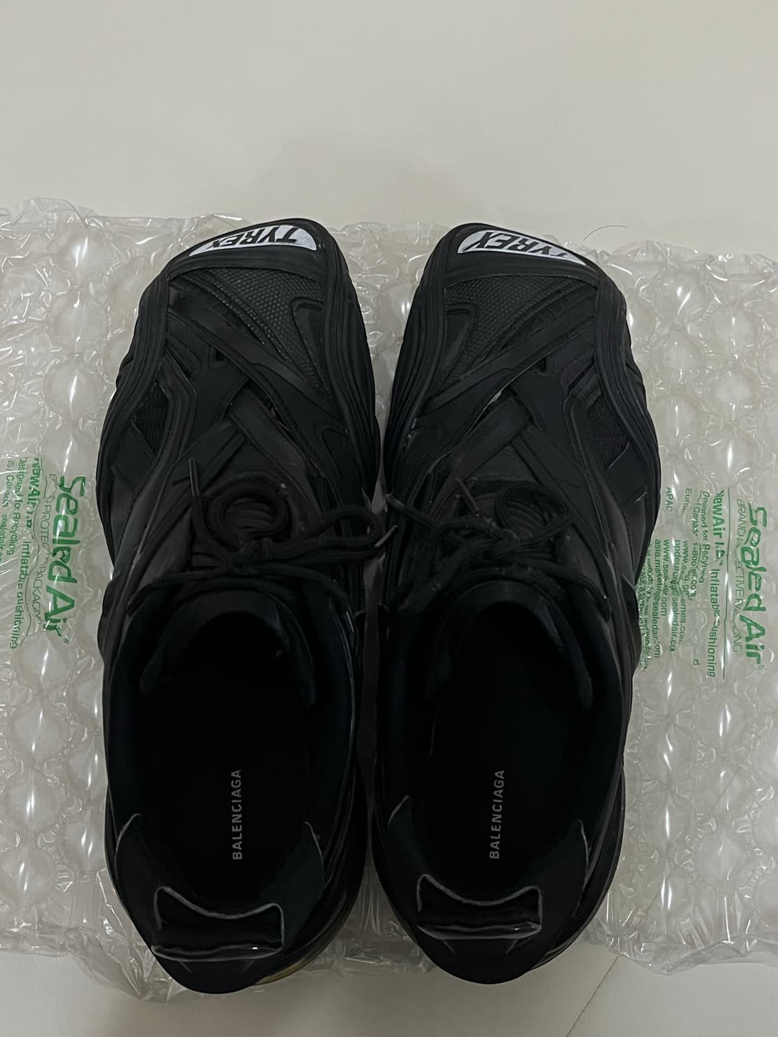 [발렌시아가] 타이렉스 42 상품이미지3