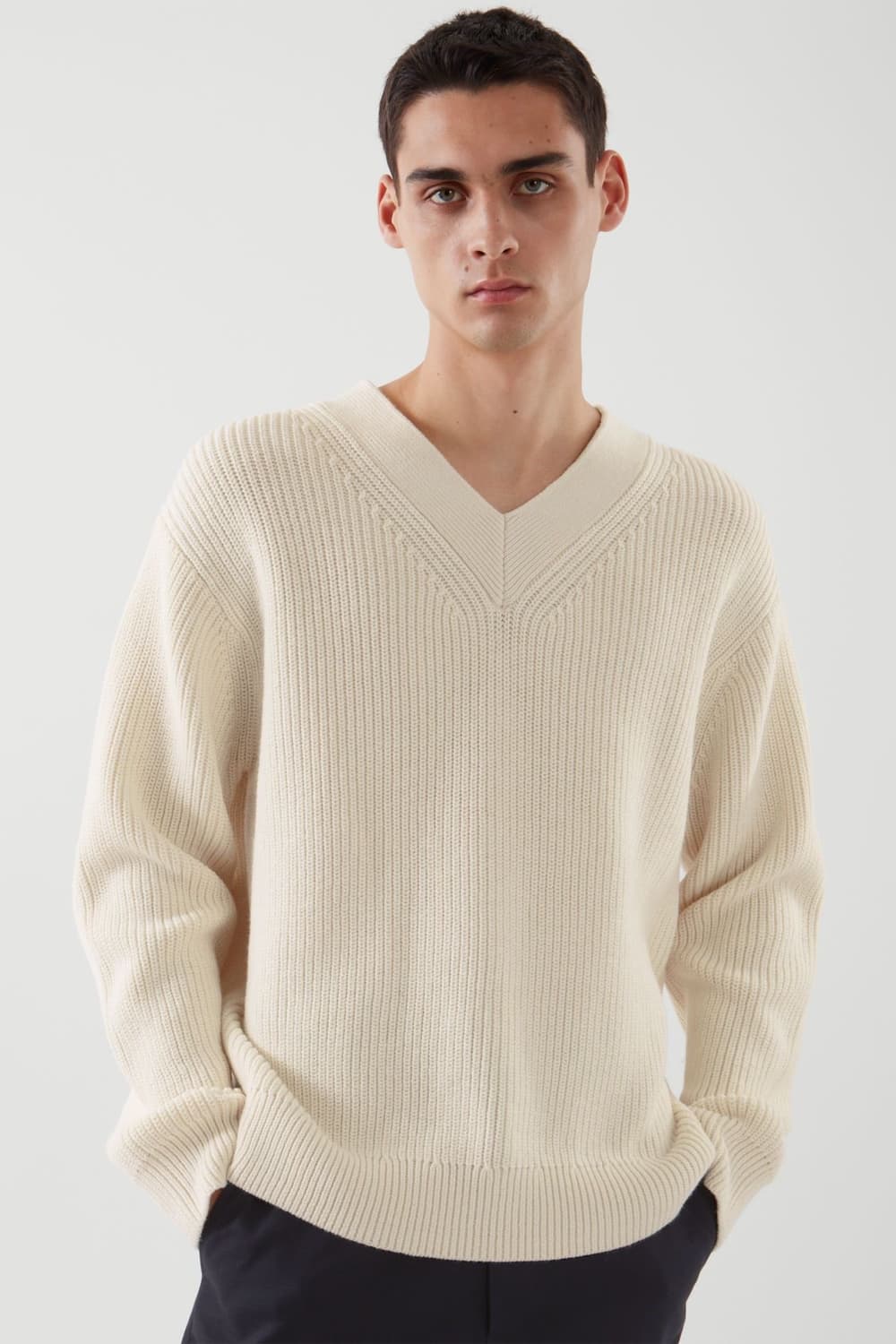 COS 오버사이즈 브이넥 니트 M 상품이미지1