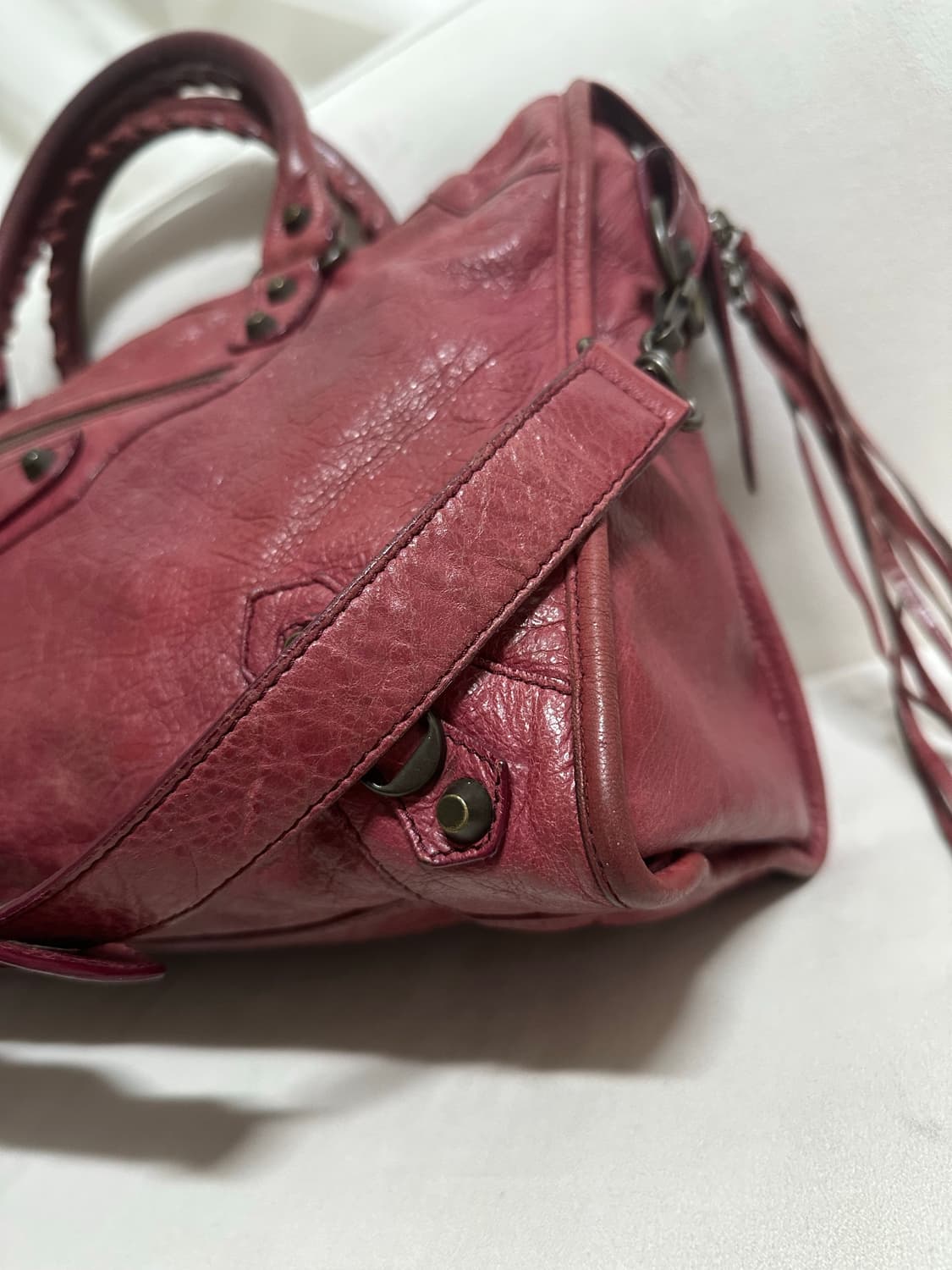 [A 정품] 발렌시아가 시티 모터백 미디움 버건디 상품이미지2