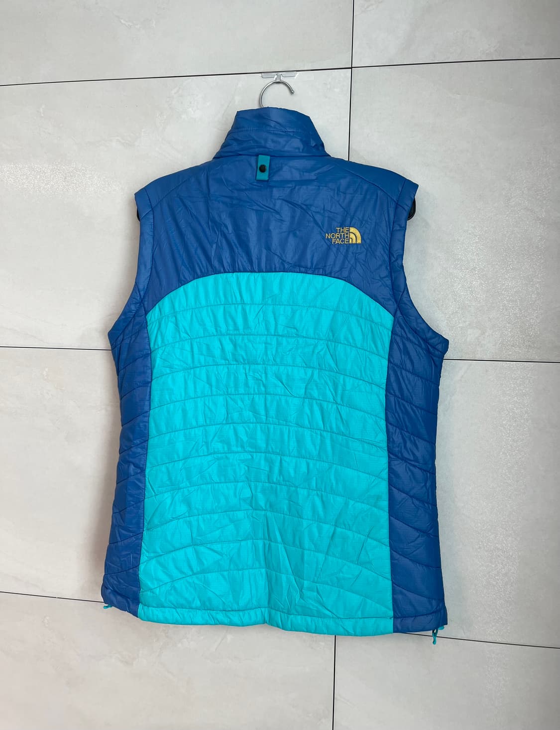 노스페이스 경량 퀼팅 패딩 조끼 블루 (95) 상품이미지4