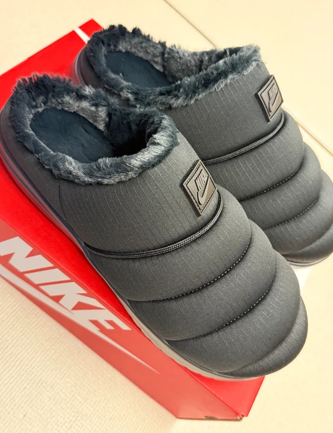 (새상품) 나이키 버로우 SE 슬리퍼 상품이미지1