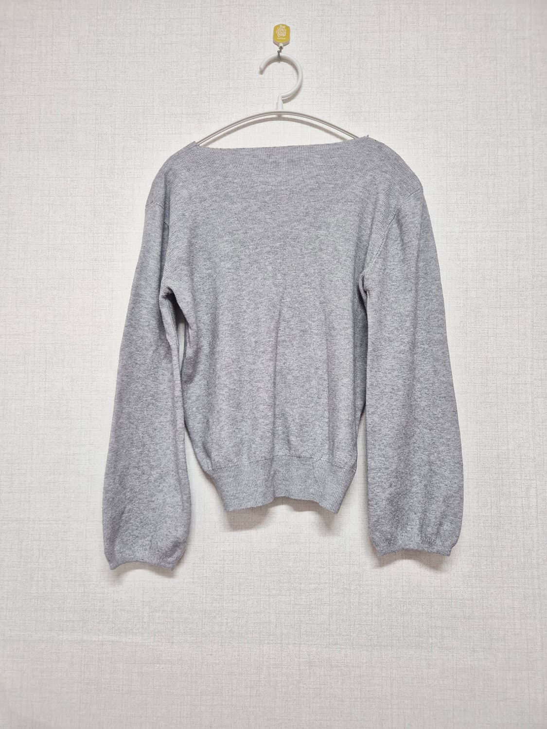 그레이 진주 단추티셔츠 상품이미지2