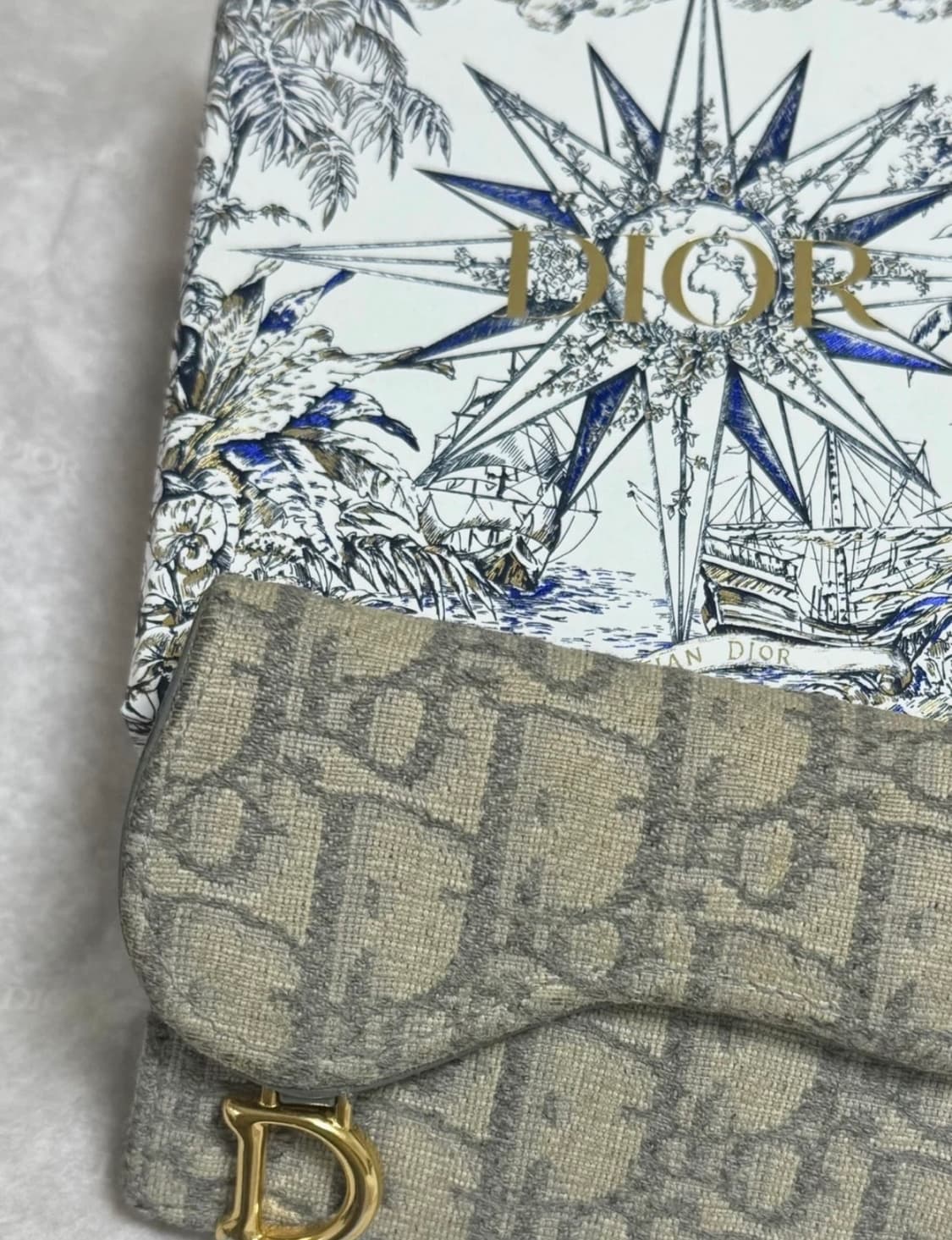 디올 오블리크 지갑 상품이미지1