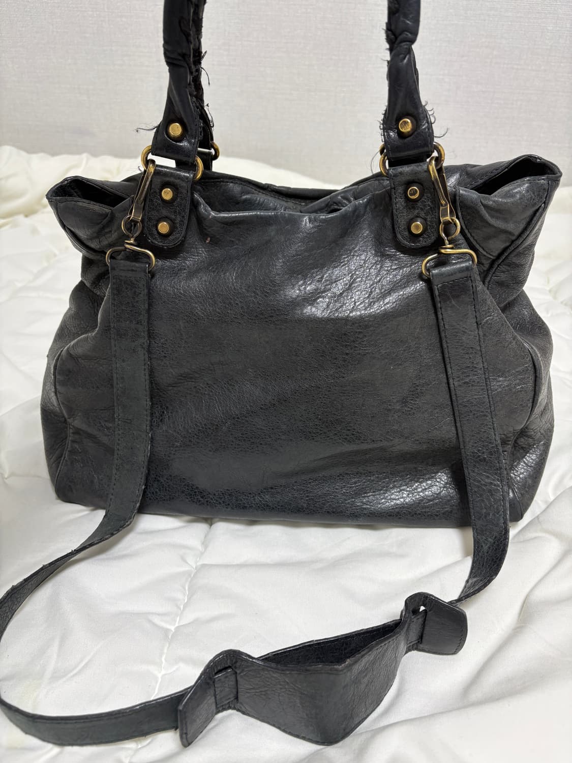 키티키링 증정)발렌시아가 모터백 블랙 상품이미지9