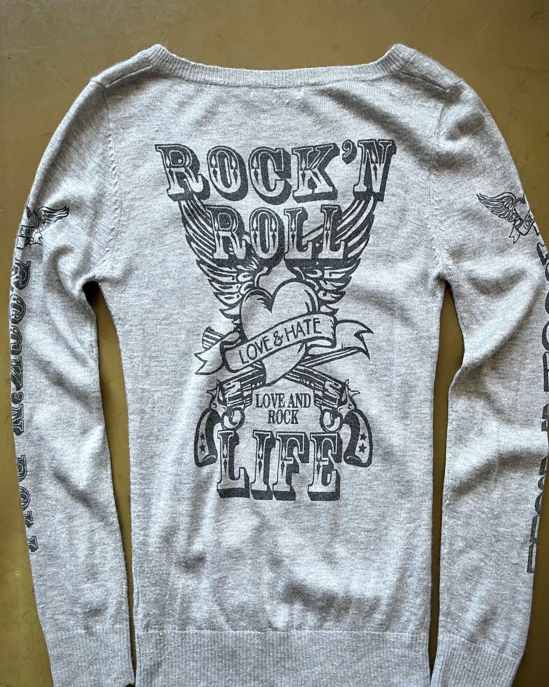 INGNI Japan Rock Printed V-Neck Knit 상품이미지6
