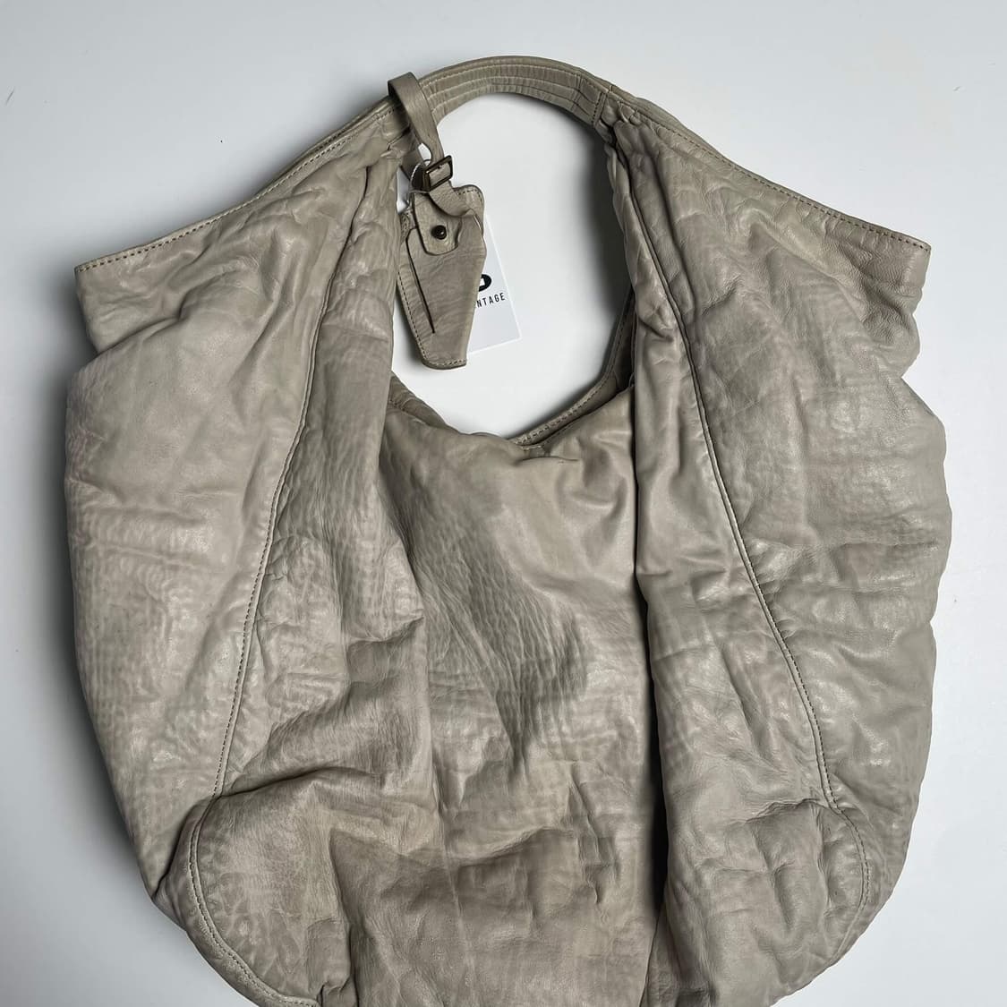 Christian peau 램가죽 크로와상 백 상품이미지3