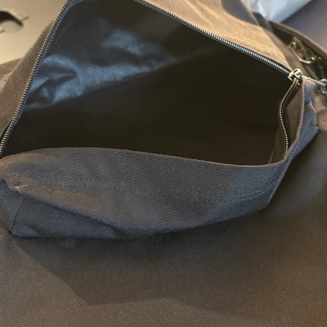 이스트팩 패디드파커 24리터 상품이미지5