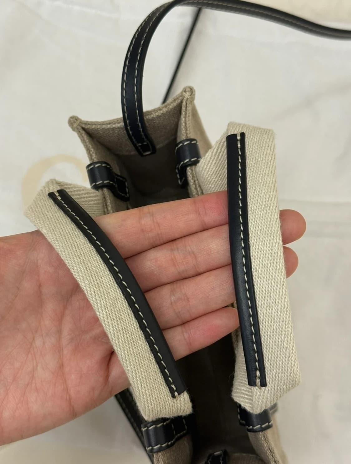 끌로에 우디 메니백 상품이미지3