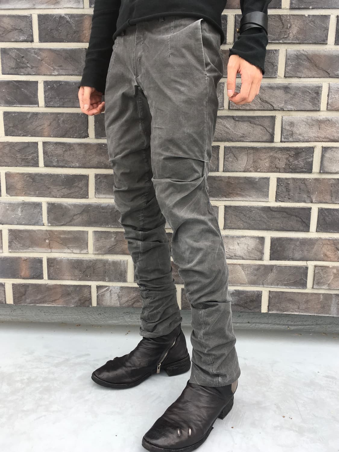 DEVOA Anatomical Twisted Pants 상품이미지2