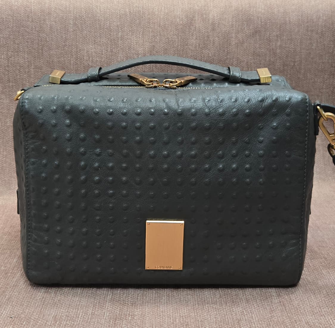 쿠론 캐럴 크로스백 숄더백 그레이 상품이미지1