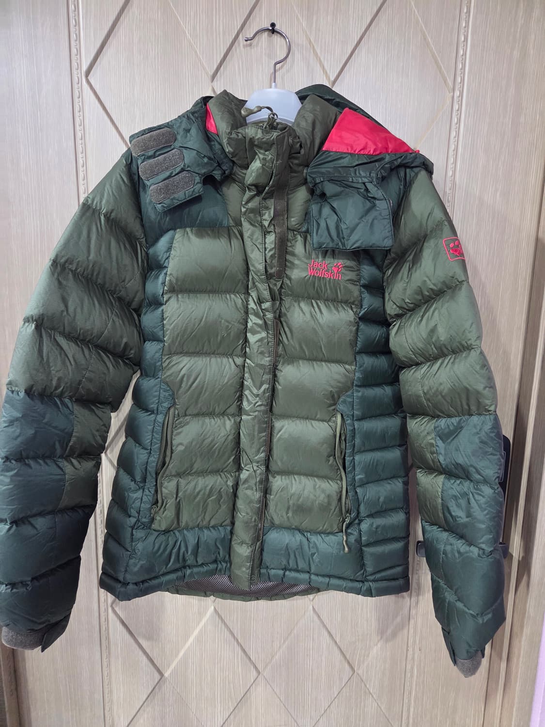 여성 잭울프스킨 패딩 상품이미지1